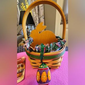 Longaberger vintage 1999 small Easter basket